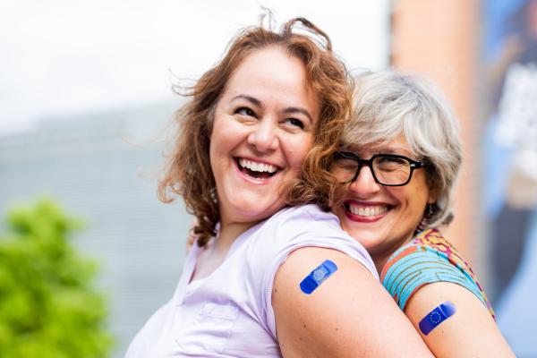 Ladies wearing EU plasters covid